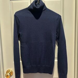 Ralph Lauren Woman’s  100% cashmere Turtleneck Sweater